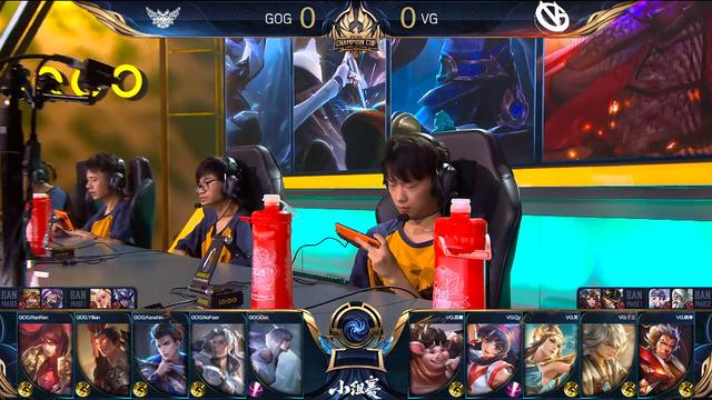 然对球场布 然对球场布